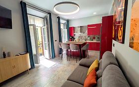 Alma de Málaga 2BR Stay with Art History&Comfort in the Heart of the City